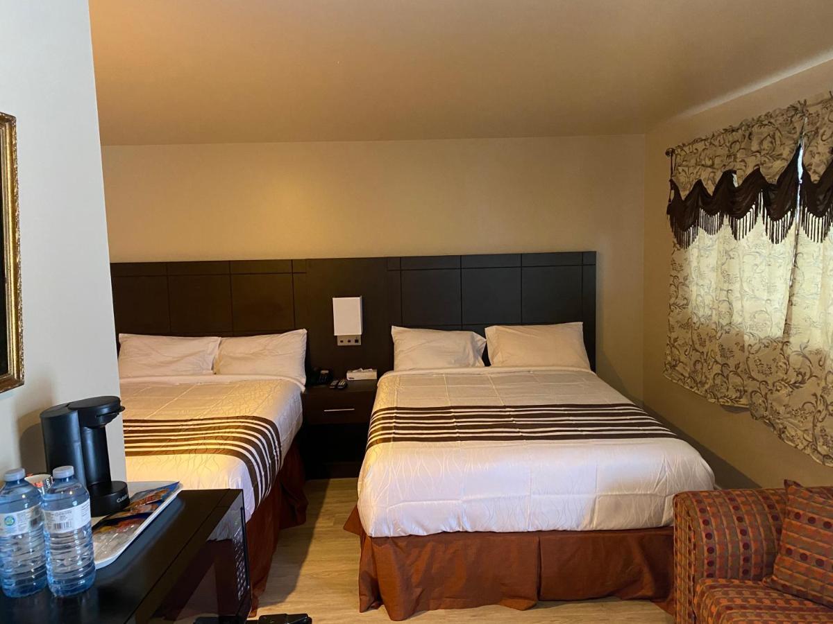 Silver Maple Motel هاليبرتون المظهر الخارجي الصورة